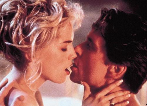 本能未删减在线观看