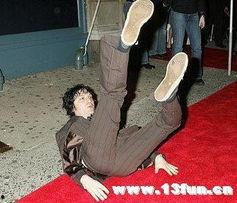 偷拍明星晾晒,明星隐私晾晒背后的争议与反思